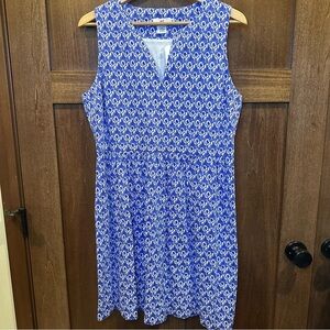 Vineyard Vines Blue and White Sleeveless Midi Dress